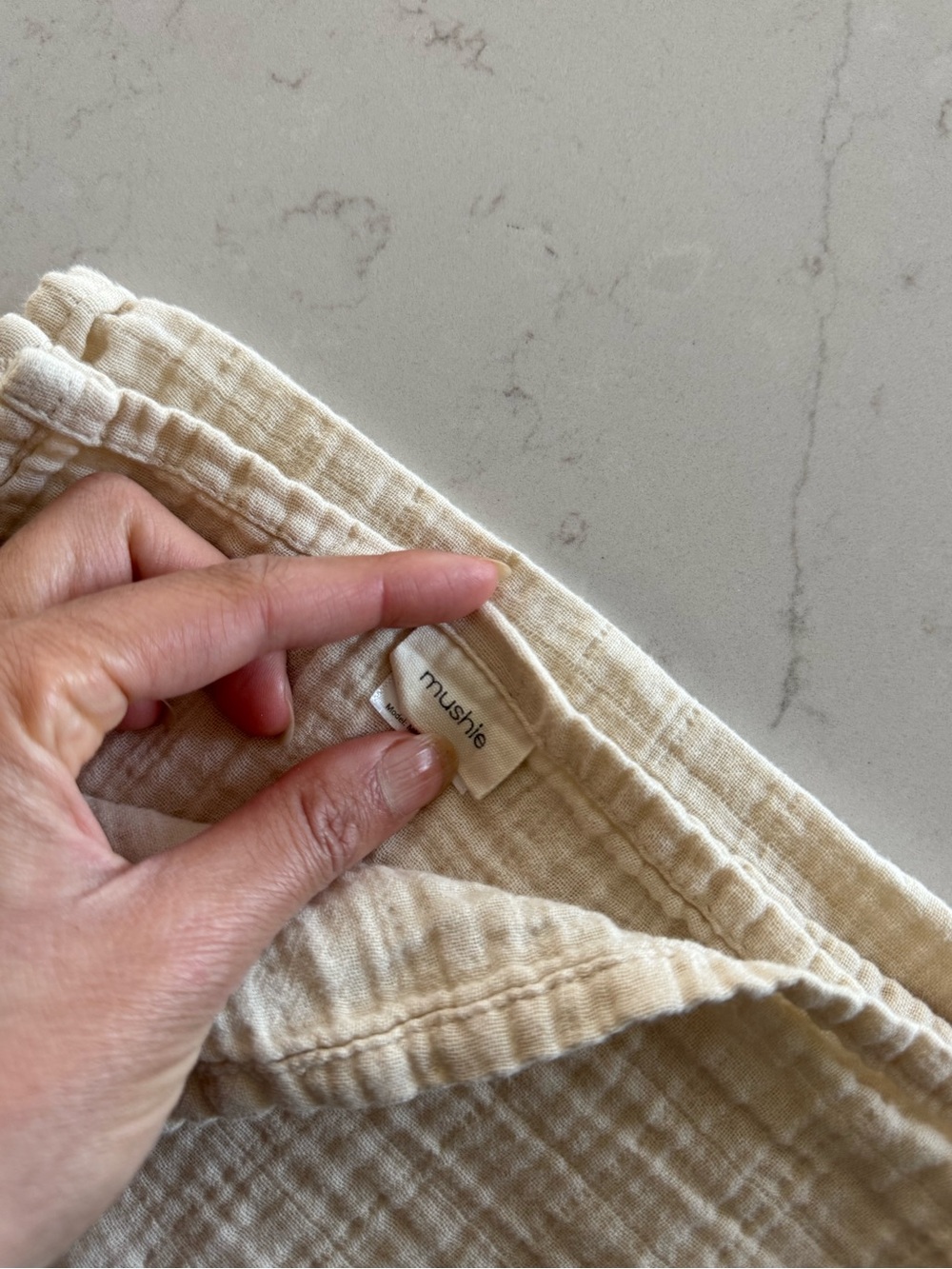 Mushie Cream Muslin Swaddle Blankets x6